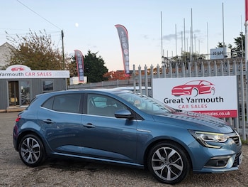 Used Renault Megane 2017 for sale - 76440012: Photo