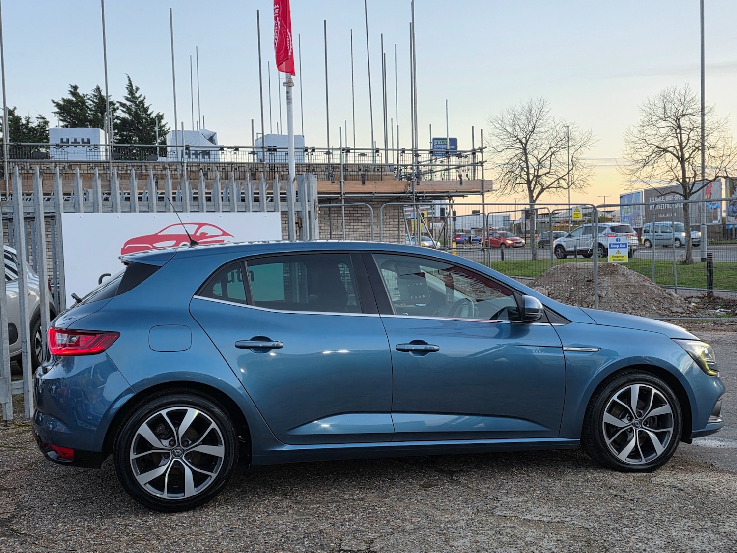 Used Renault Megane 2017 for sale - 76440012: Photo 3