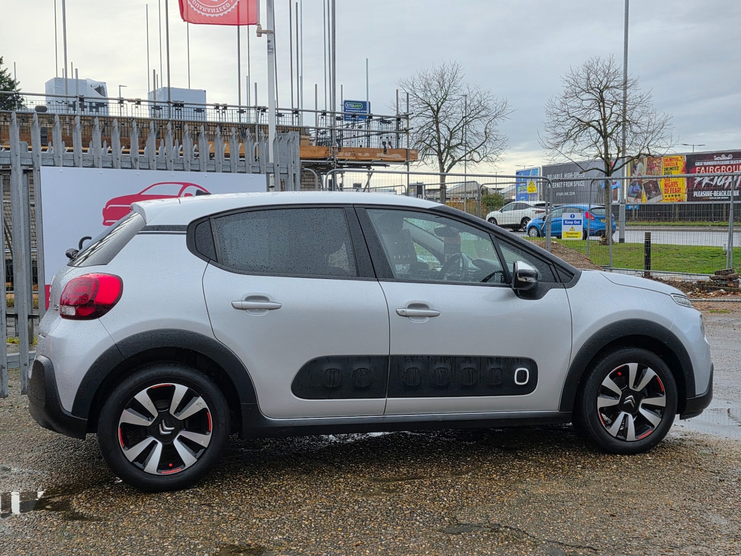 Used Citroen C3 2017 for sale - 76449555: Photo 3