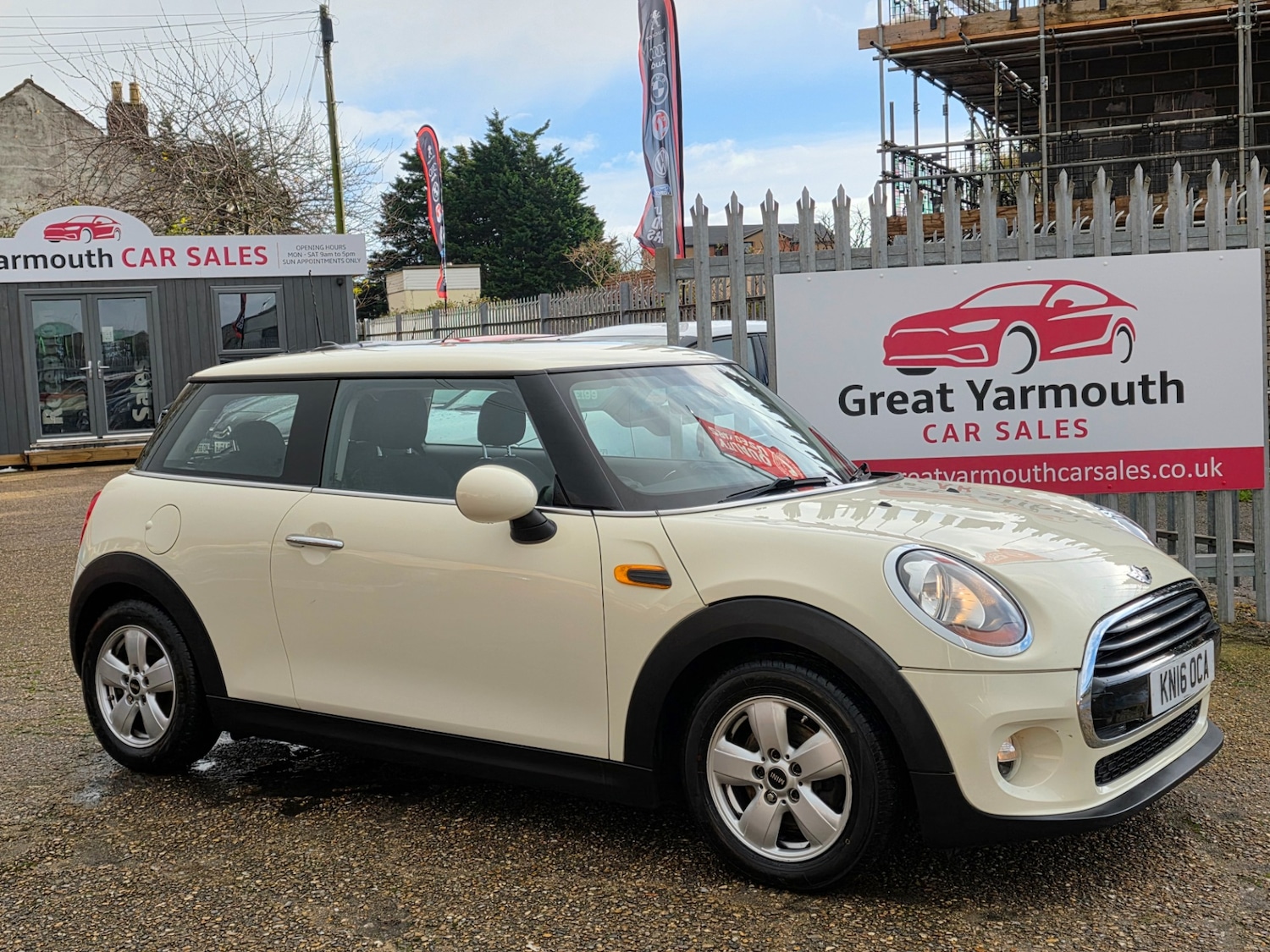 Used MINI Hatch 2016 for sale - 76640091: Photo 2