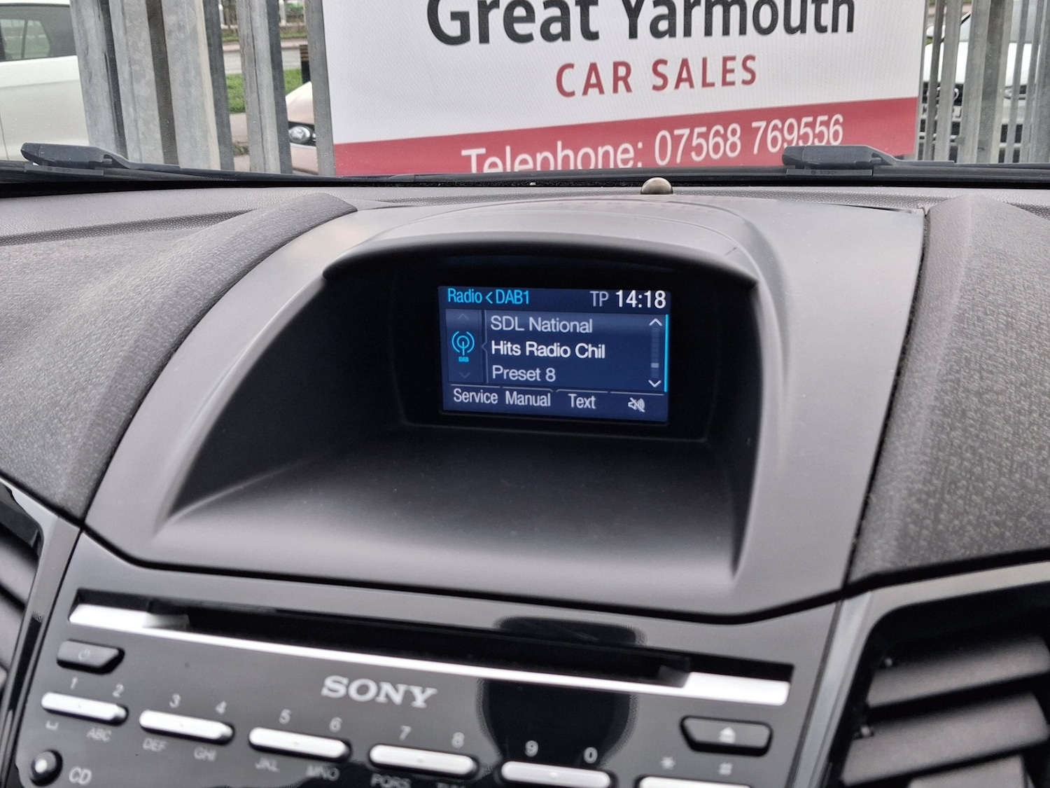 Used Ford Fiesta 2015 for sale - 76547607: Photo 25