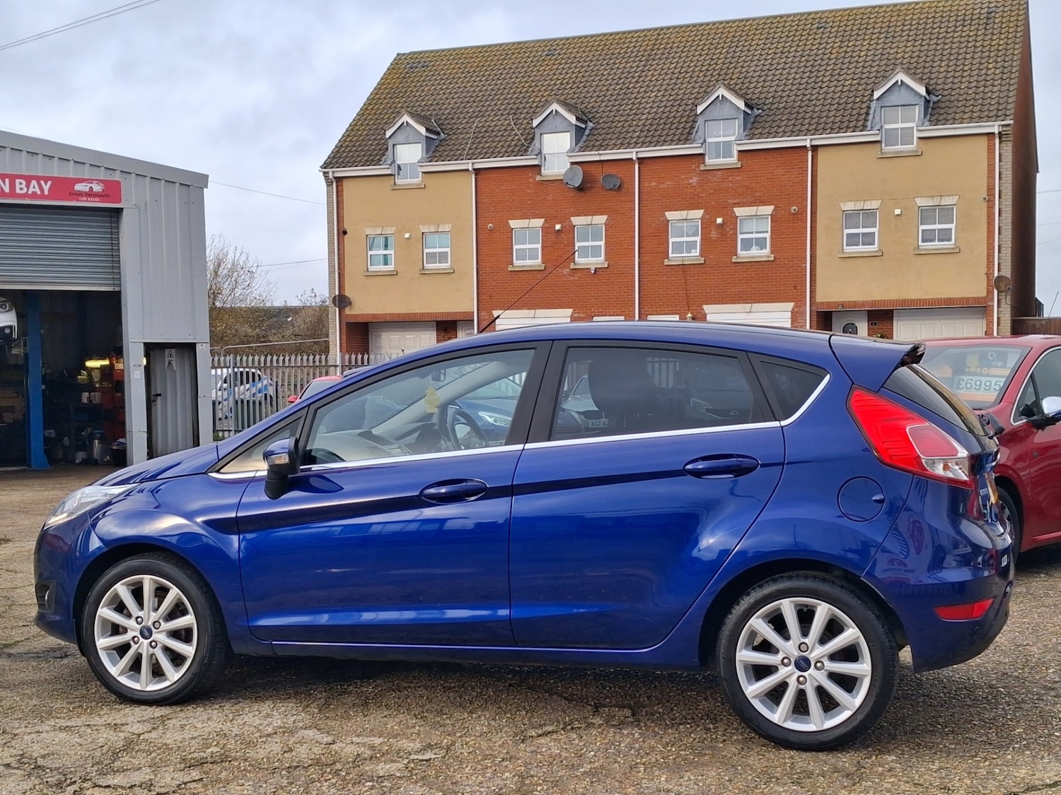 Used Ford Fiesta 2015 for sale - 76547607: Photo 7