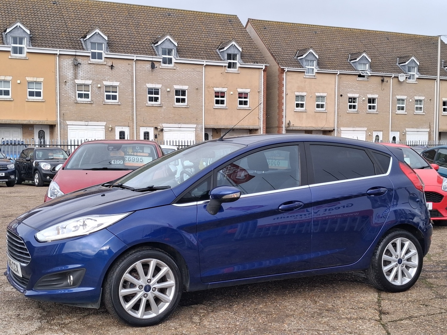 Used Ford Fiesta 2015 for sale - 76547607: Photo 8