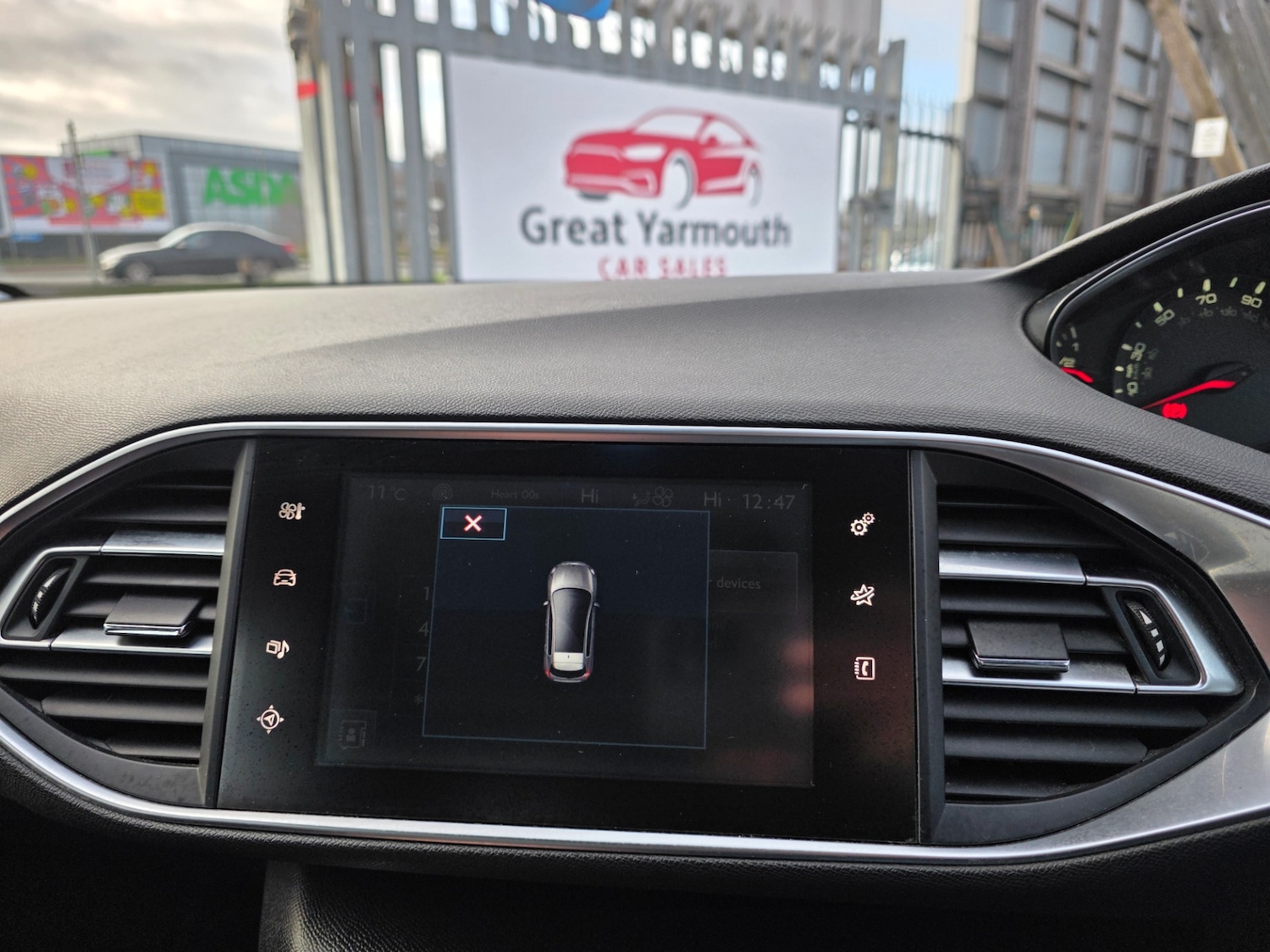 Used Peugeot 308 2015 for sale - 76863734: Photo 32