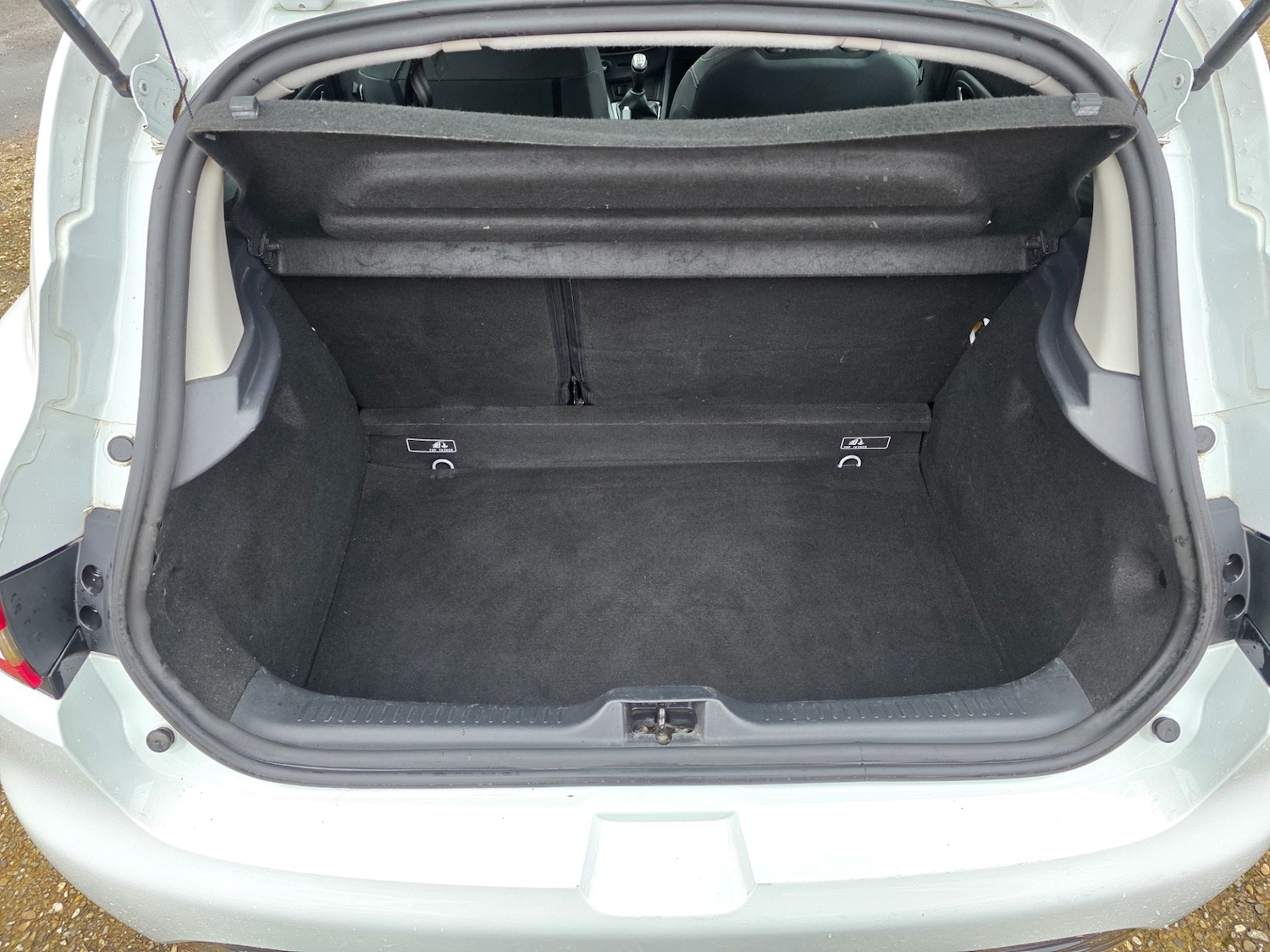 Used Renault Clio 2018 for sale - 76664910: Photo 14