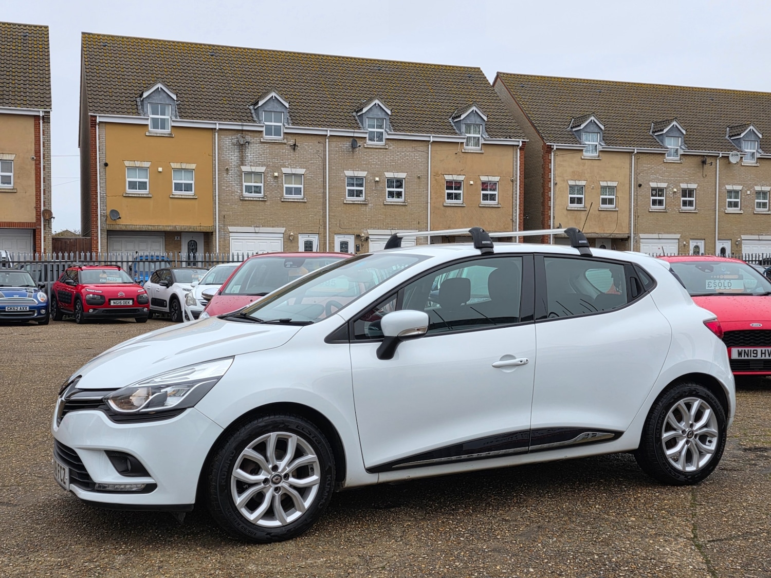 Used Renault Clio 2018 for sale - 76664910: Photo 8