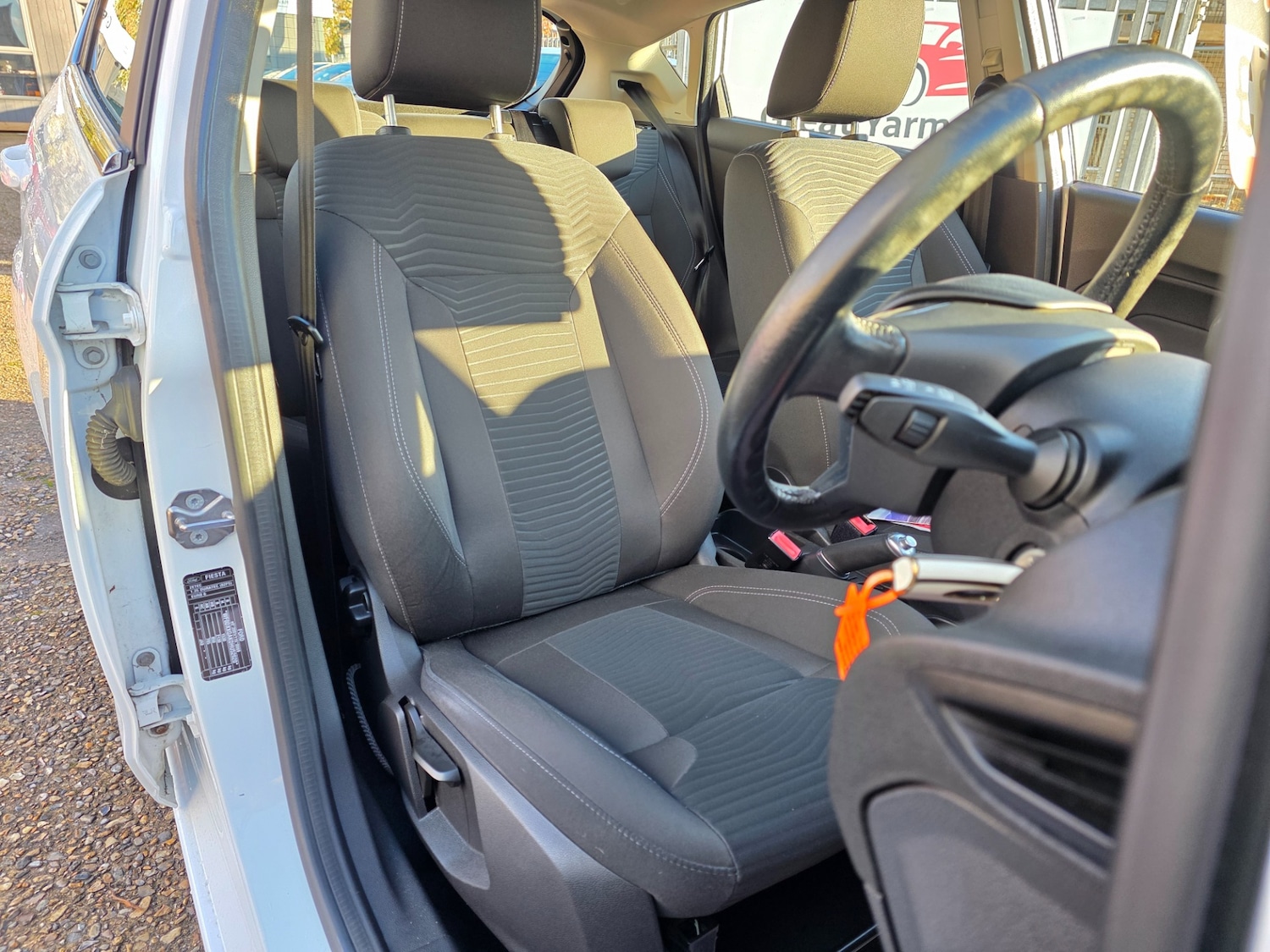 Used Ford Fiesta 2017 for sale - 76449352: Photo 12