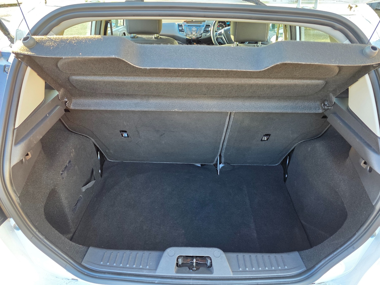 Used Ford Fiesta 2017 for sale - 76449352: Photo 14