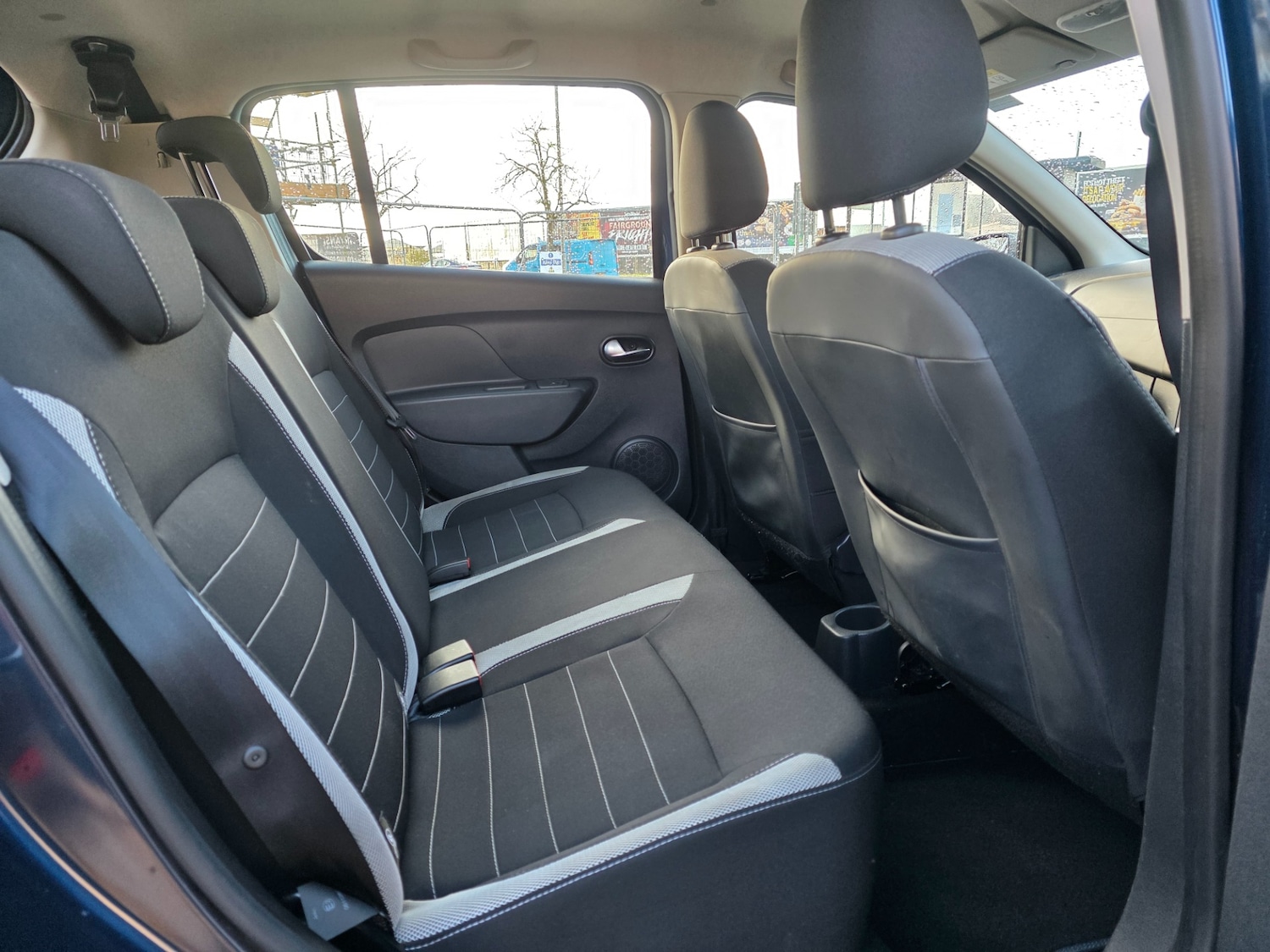 Used Dacia Sandero Stepway 2018 for sale - 76638765: Photo 13