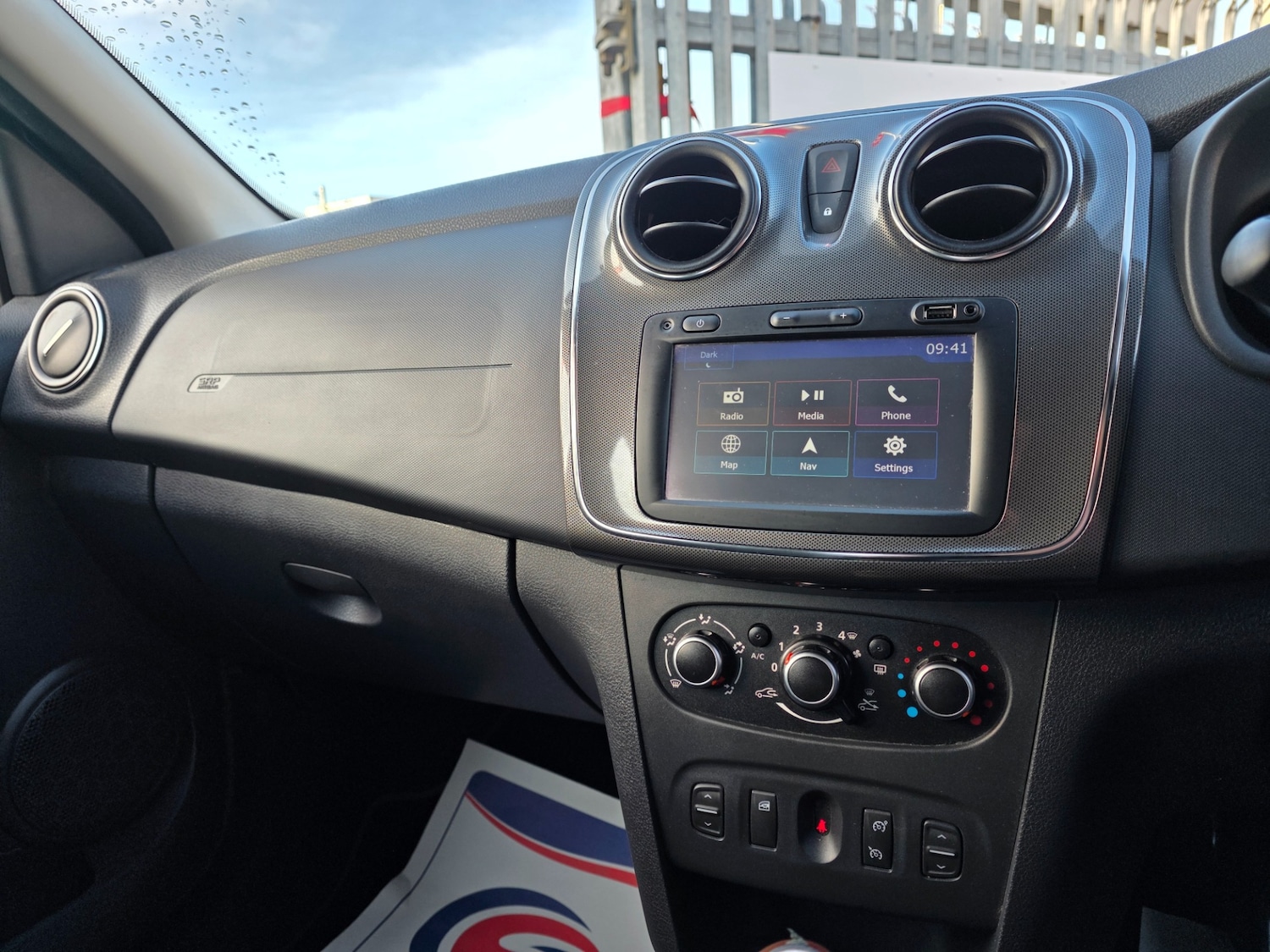 Used Dacia Sandero Stepway 2018 for sale - 76638765: Photo 18