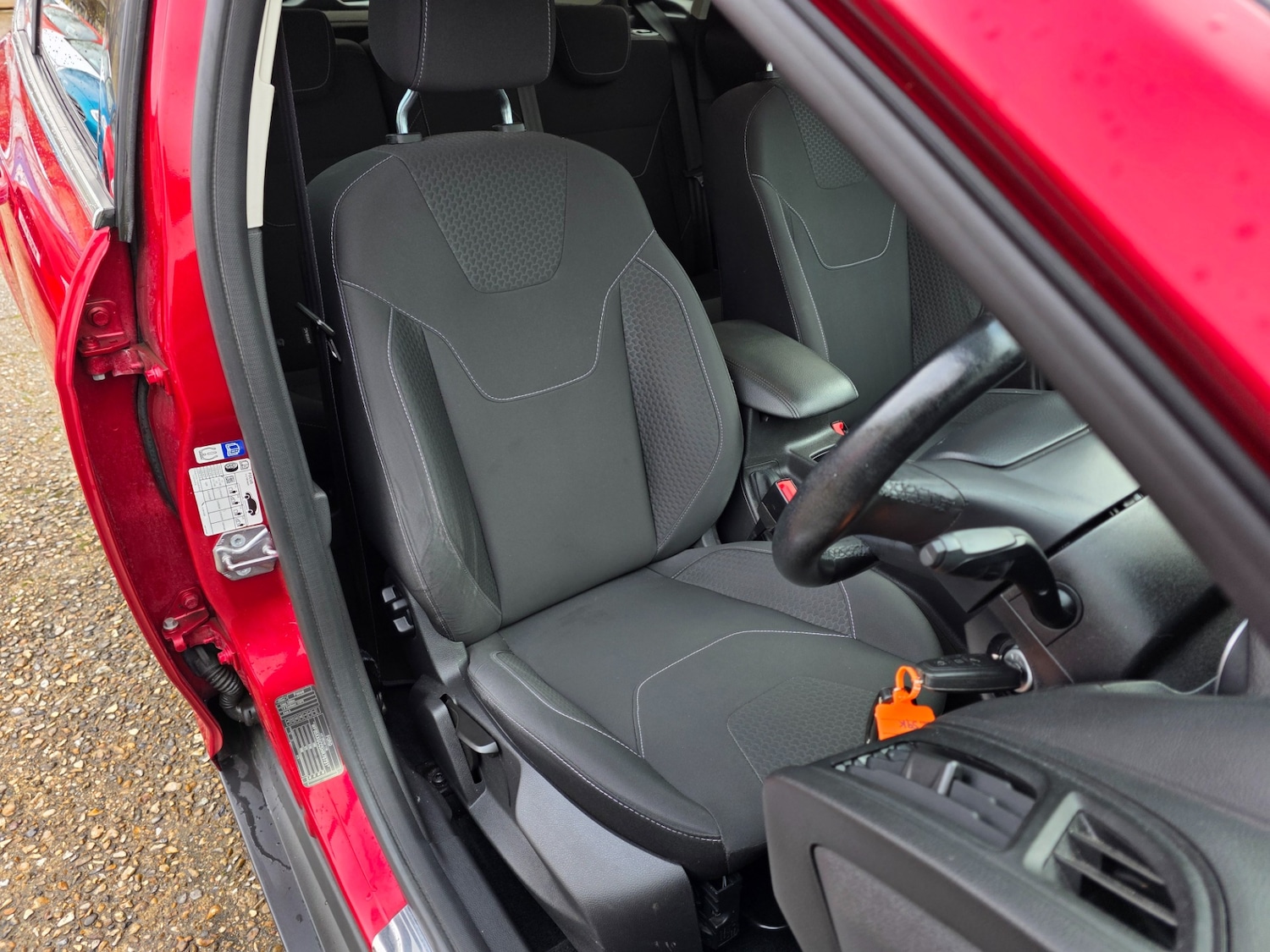 Used Ford Focus 2017 for sale - 76673161: Photo 12