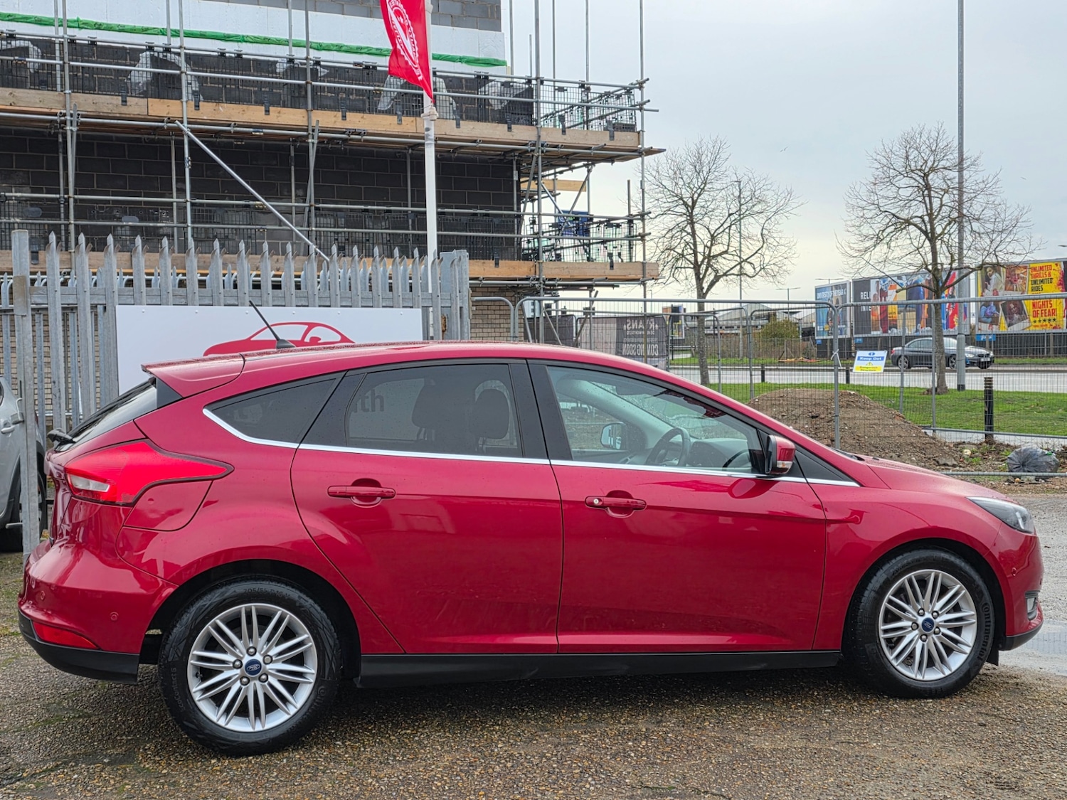 Used Ford Focus 2017 for sale - 76673161: Photo 3