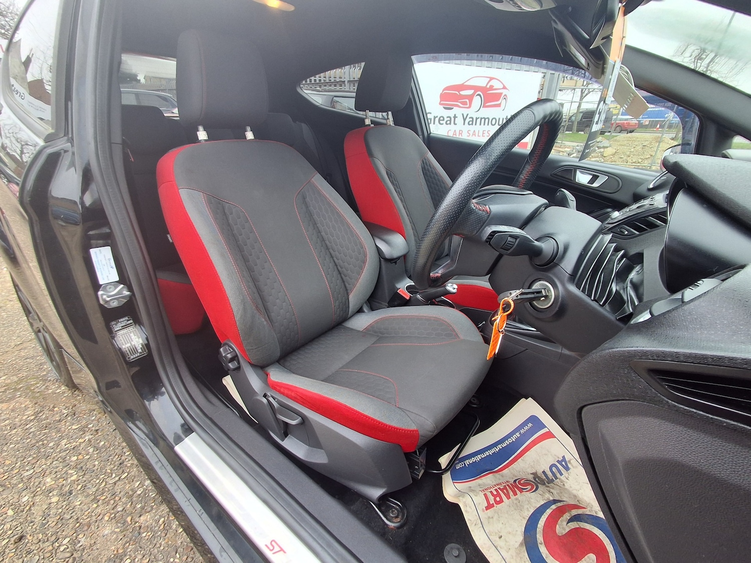 Used Ford Fiesta 2017 for sale - 77745937: Photo 11