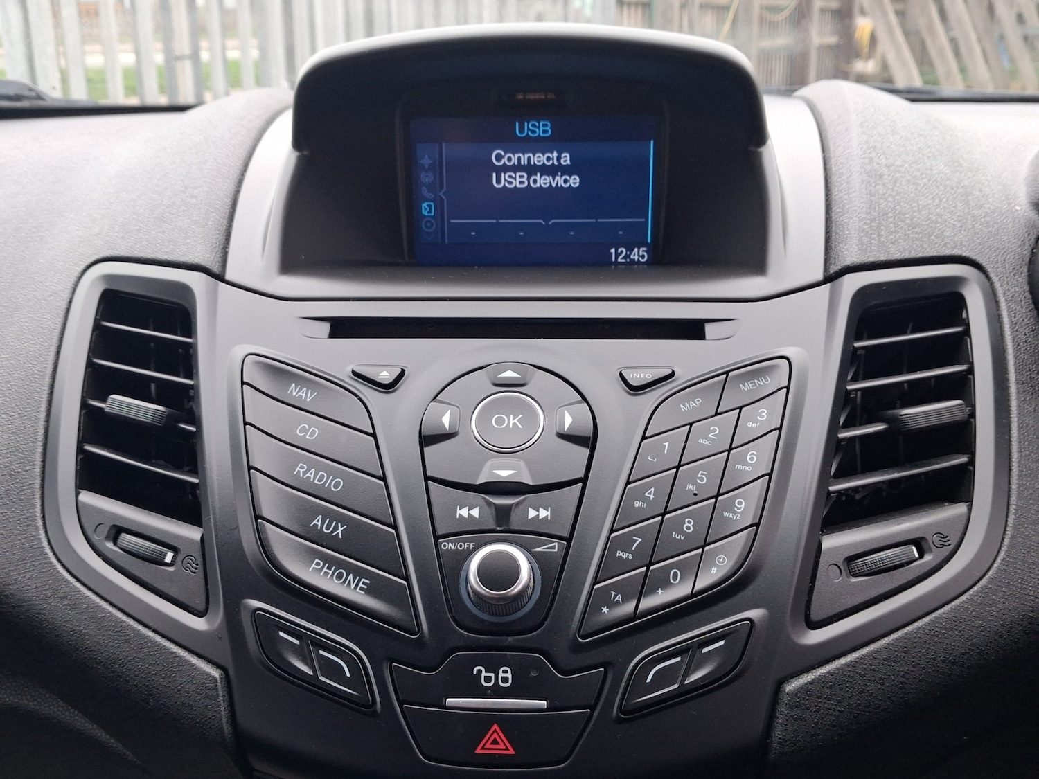 Used Ford Fiesta 2017 for sale - 77745937: Photo 15