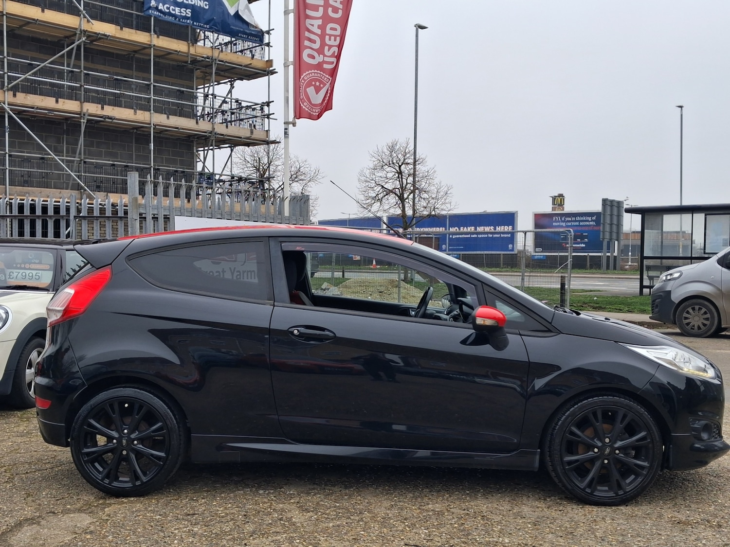 Used Ford Fiesta 2017 for sale - 77745937: Photo 3