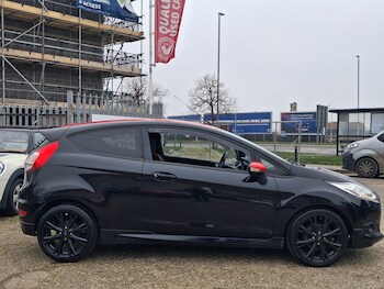 Used Ford Fiesta 2017 for sale - 77745937: Photo