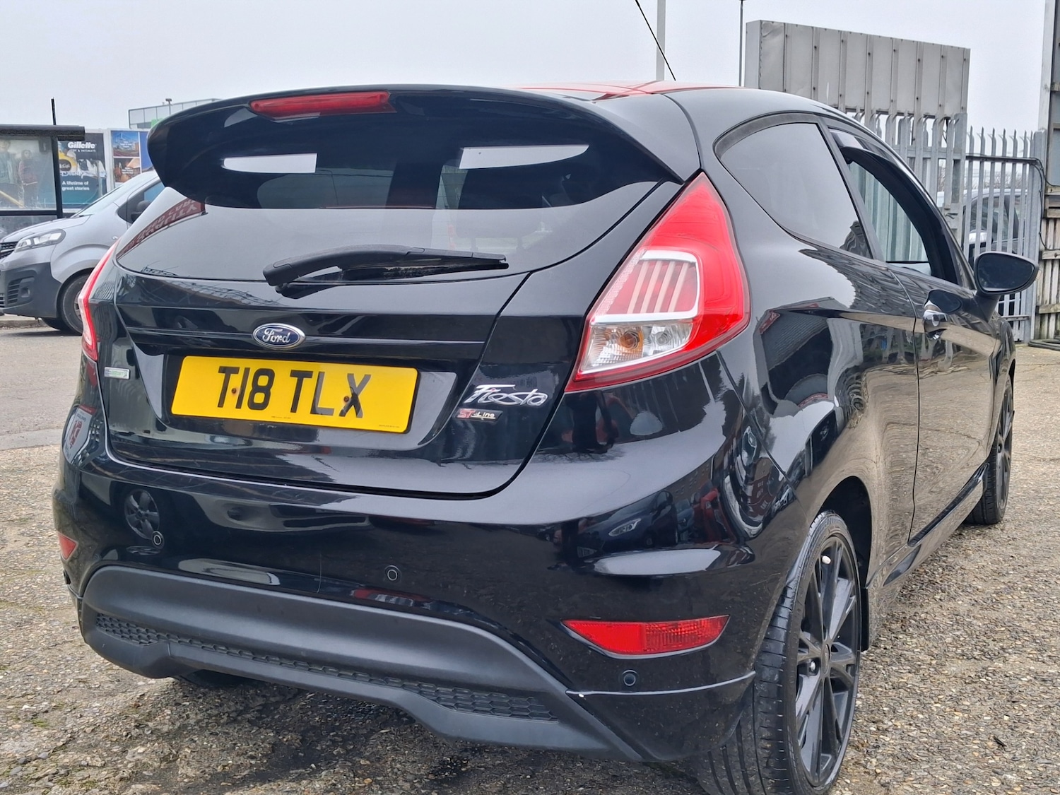 Used Ford Fiesta 2017 for sale - 77745937: Photo 4