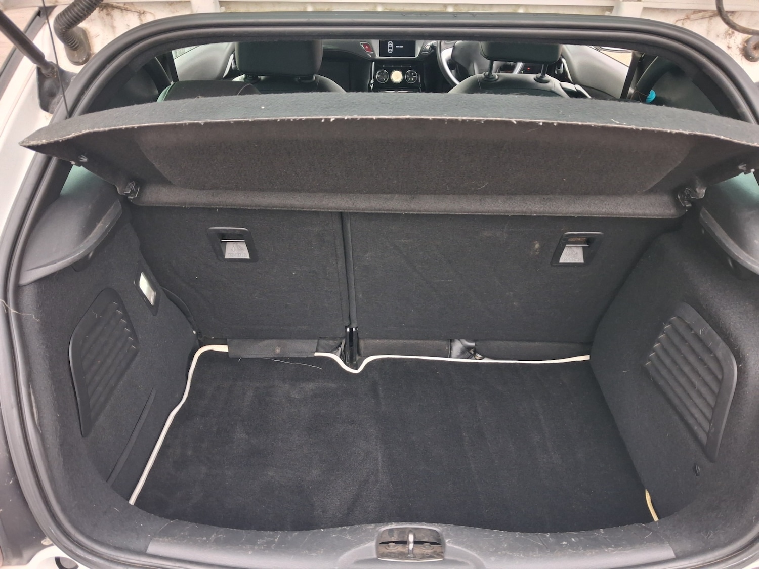 Used Citroen DS3 2014 for sale - 77915793: Photo 17