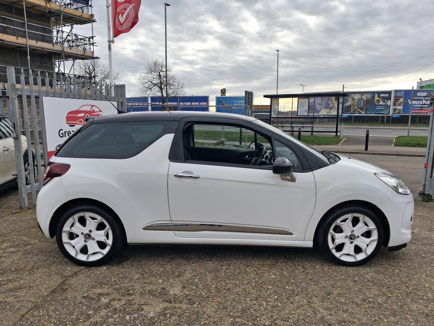 Used Citroen DS3 2014 for sale - 77915793: Photo 7