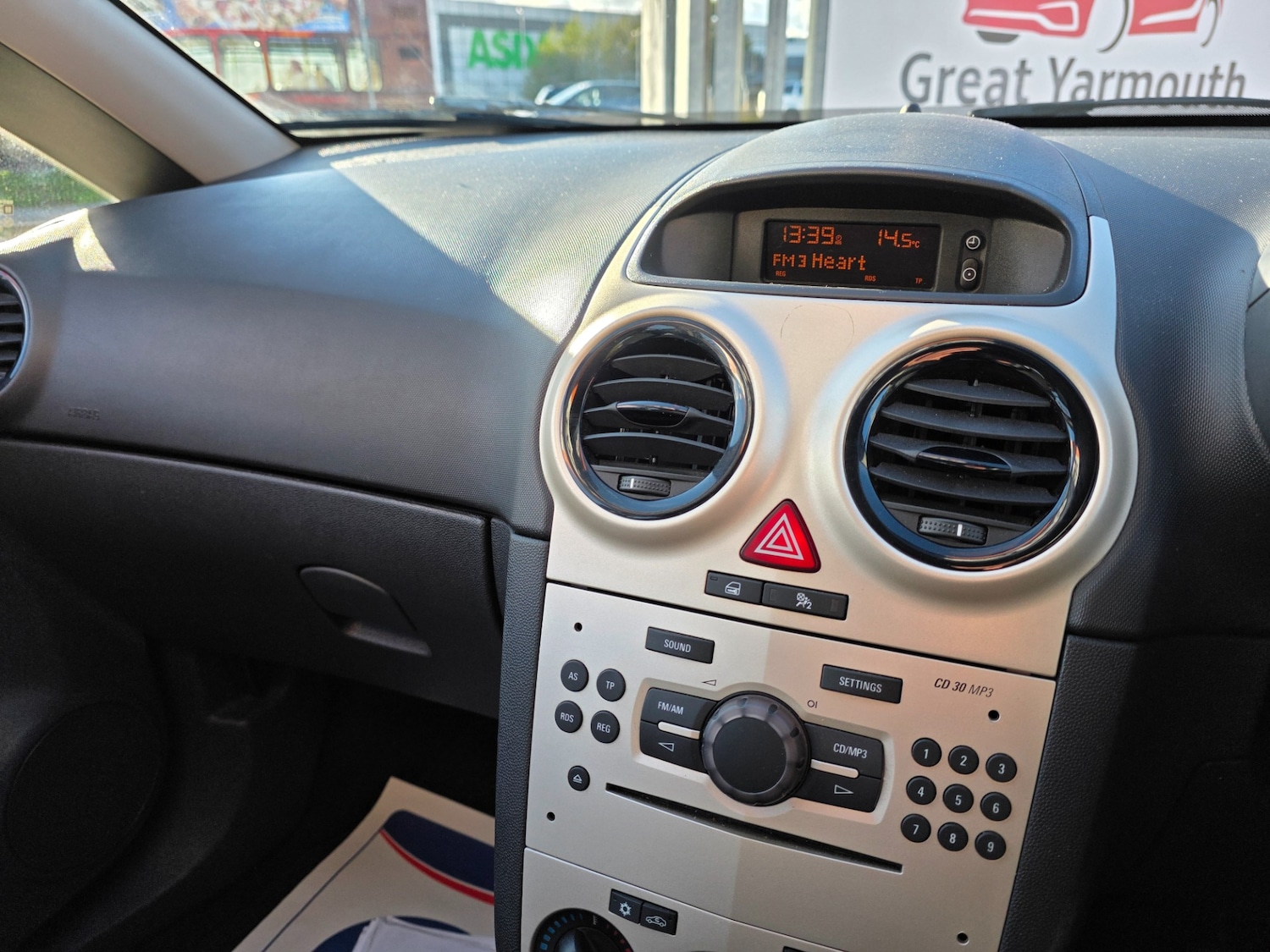 Used Vauxhall Corsa 2010 for sale - 76446369: Photo 22