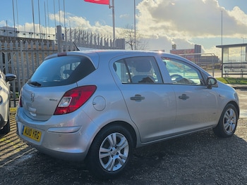 Used Vauxhall Corsa 2010 for sale - 76446369: Photo