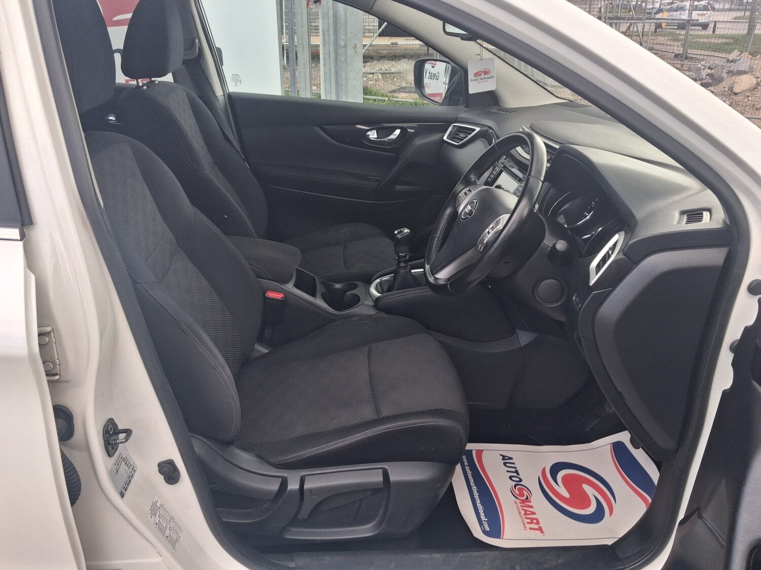 Used Nissan Qashqai 2015 for sale - 78143766: Photo 9