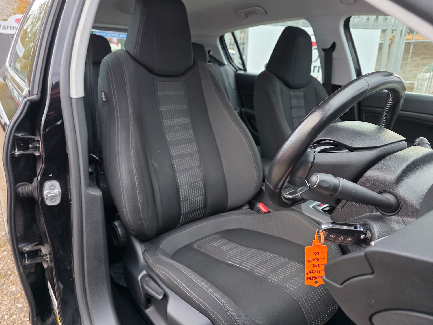 Used Peugeot 308 2015 for sale - 76482431: Photo 12