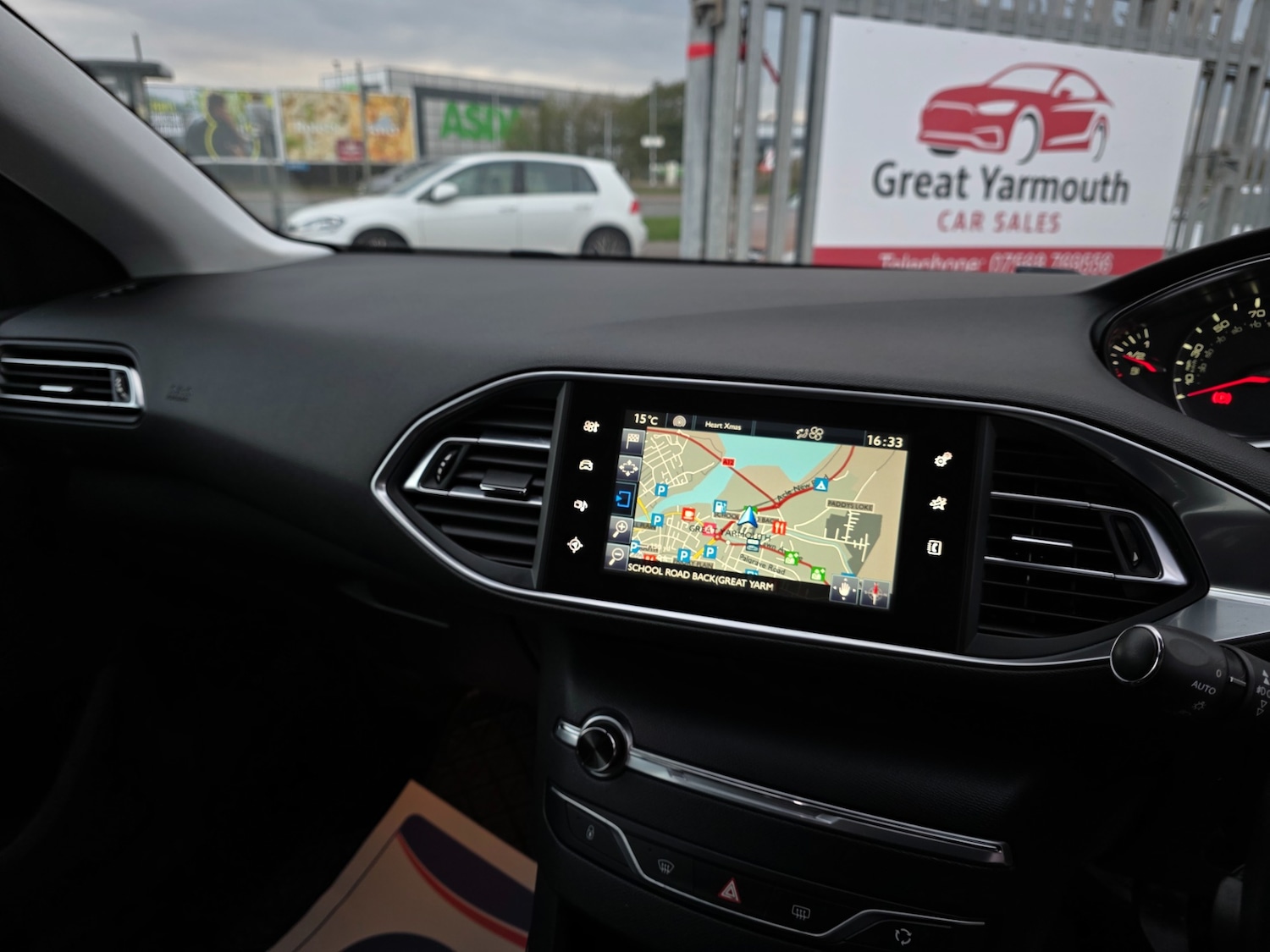 Used Peugeot 308 2015 for sale - 76482431: Photo 21