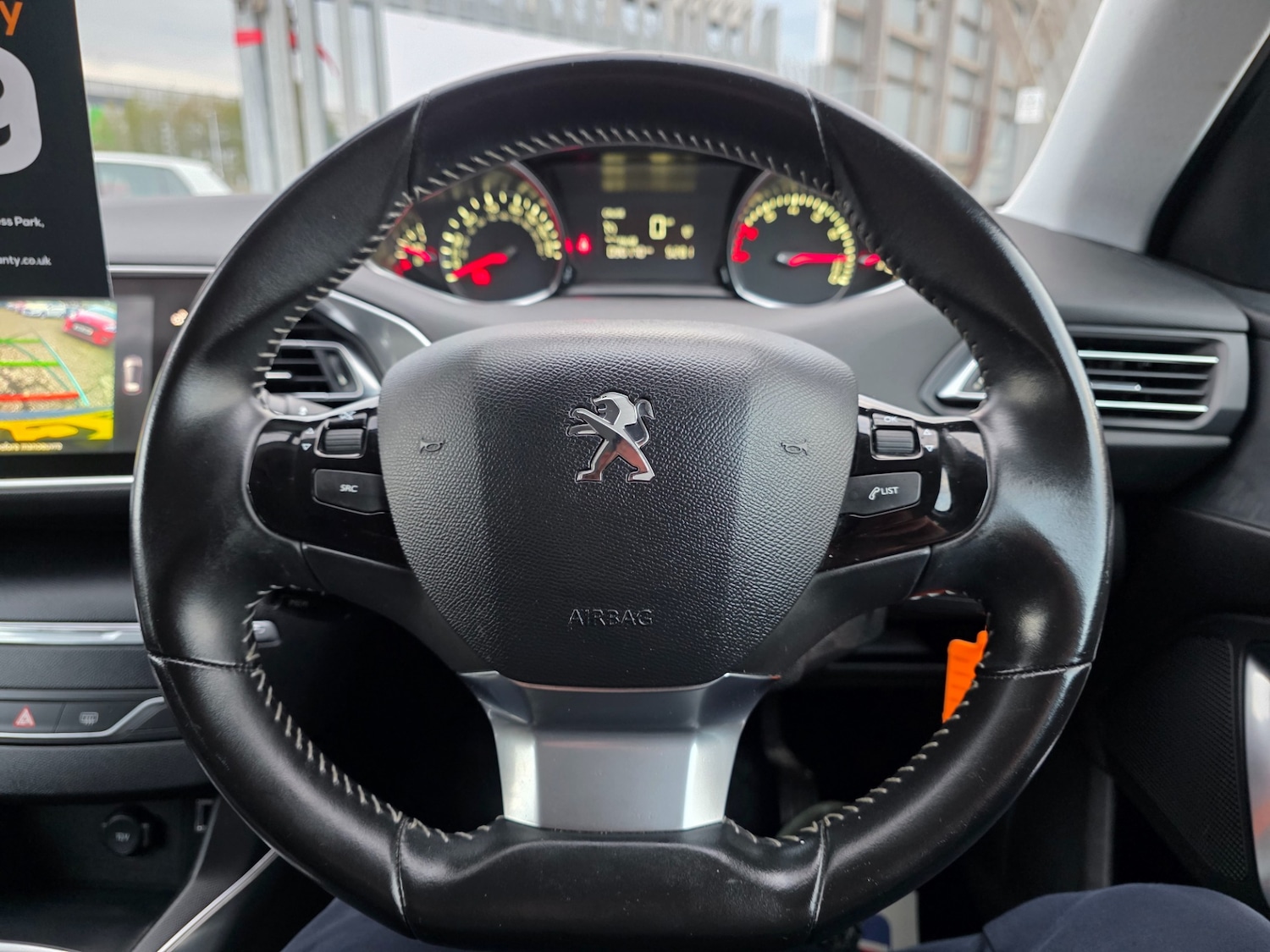 Used Peugeot 308 2015 for sale - 76482431: Photo 32