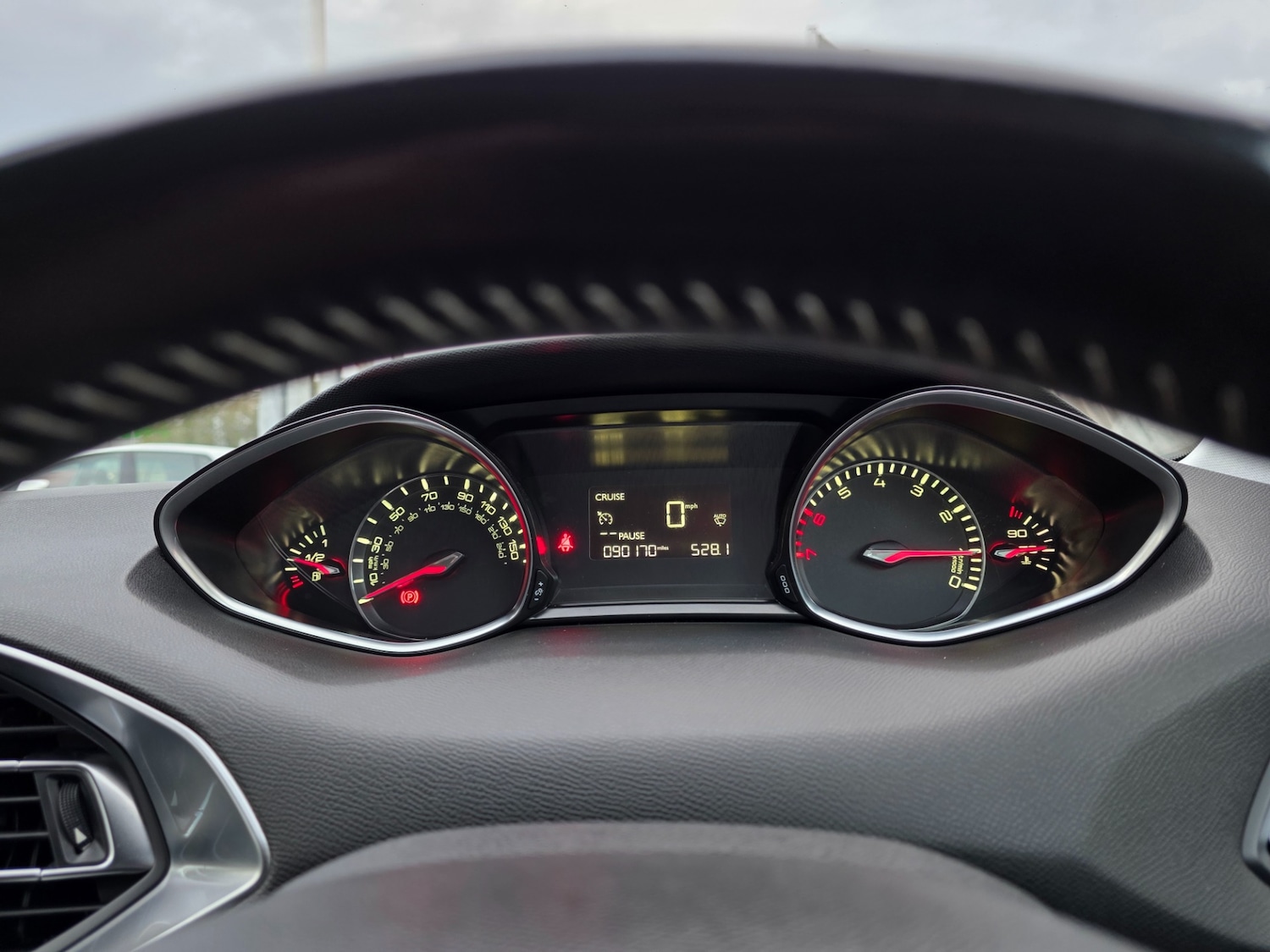 Used Peugeot 308 2015 for sale - 76482431: Photo 34