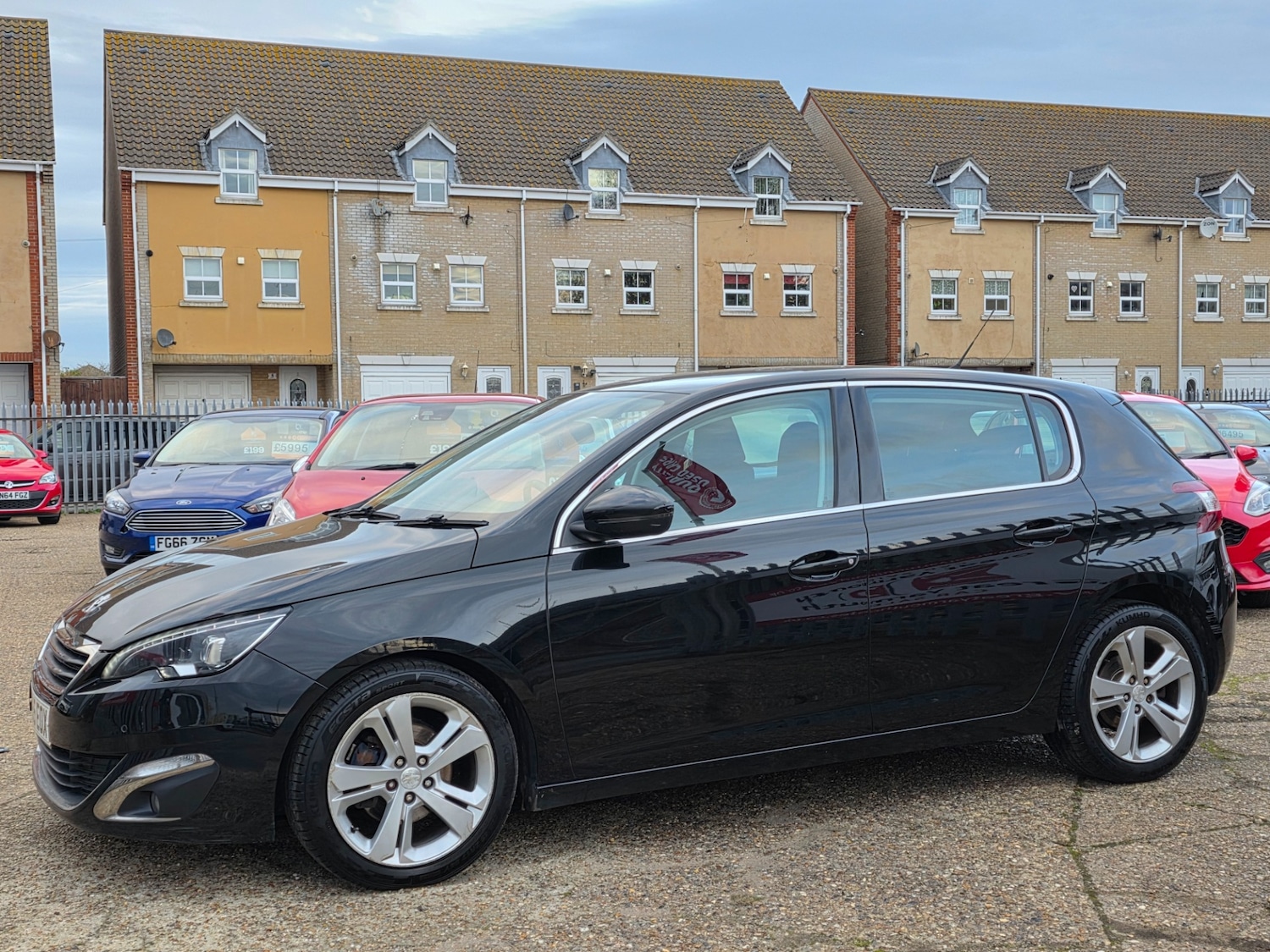Used Peugeot 308 2015 for sale - 76482431: Photo 8