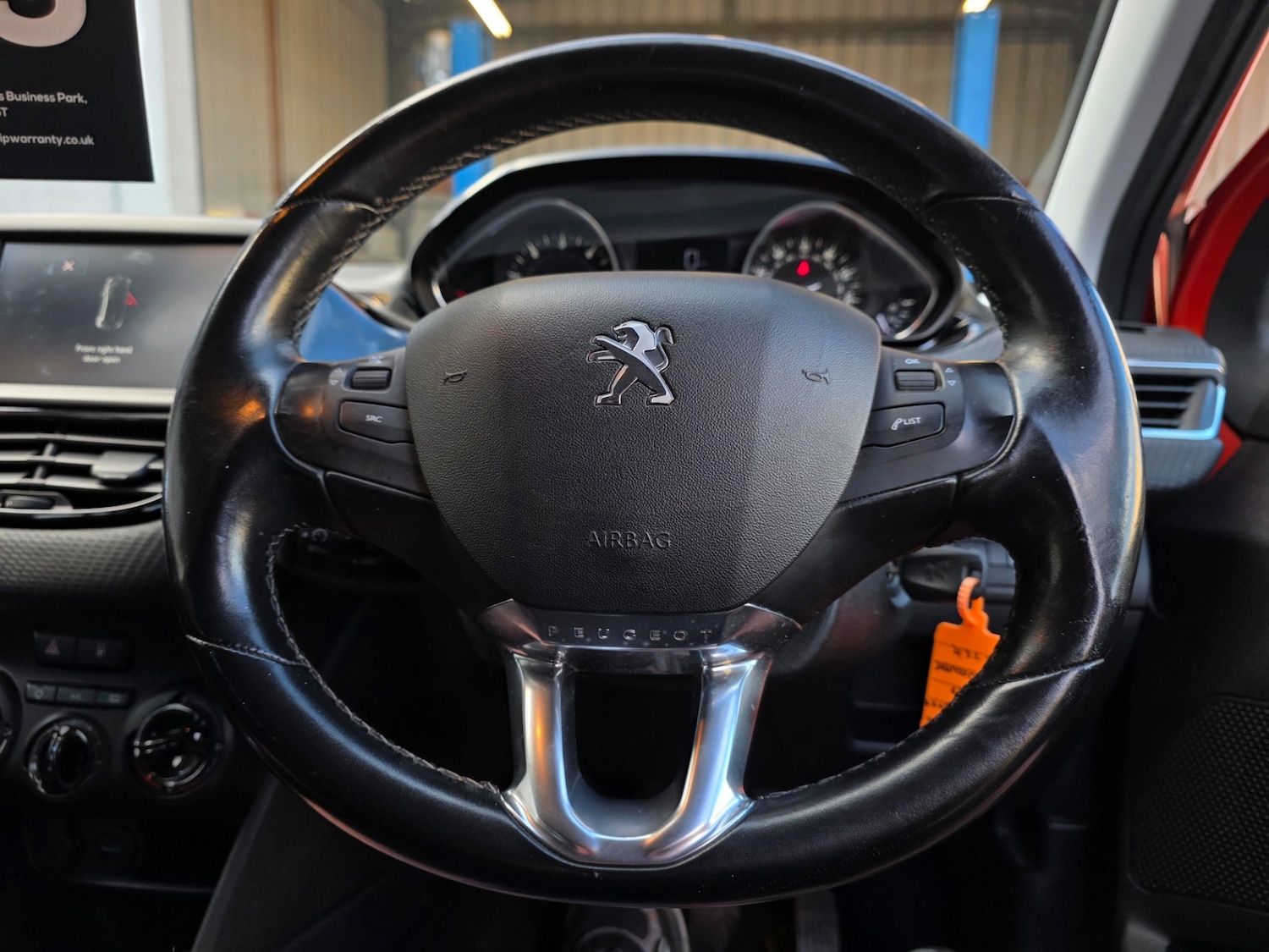 Used Peugeot 208 2015 for sale - 76440066: Photo 28