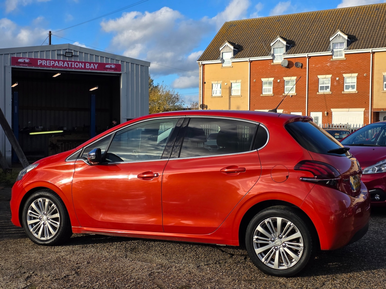 Used Peugeot 208 2015 for sale - 76440066: Photo 7