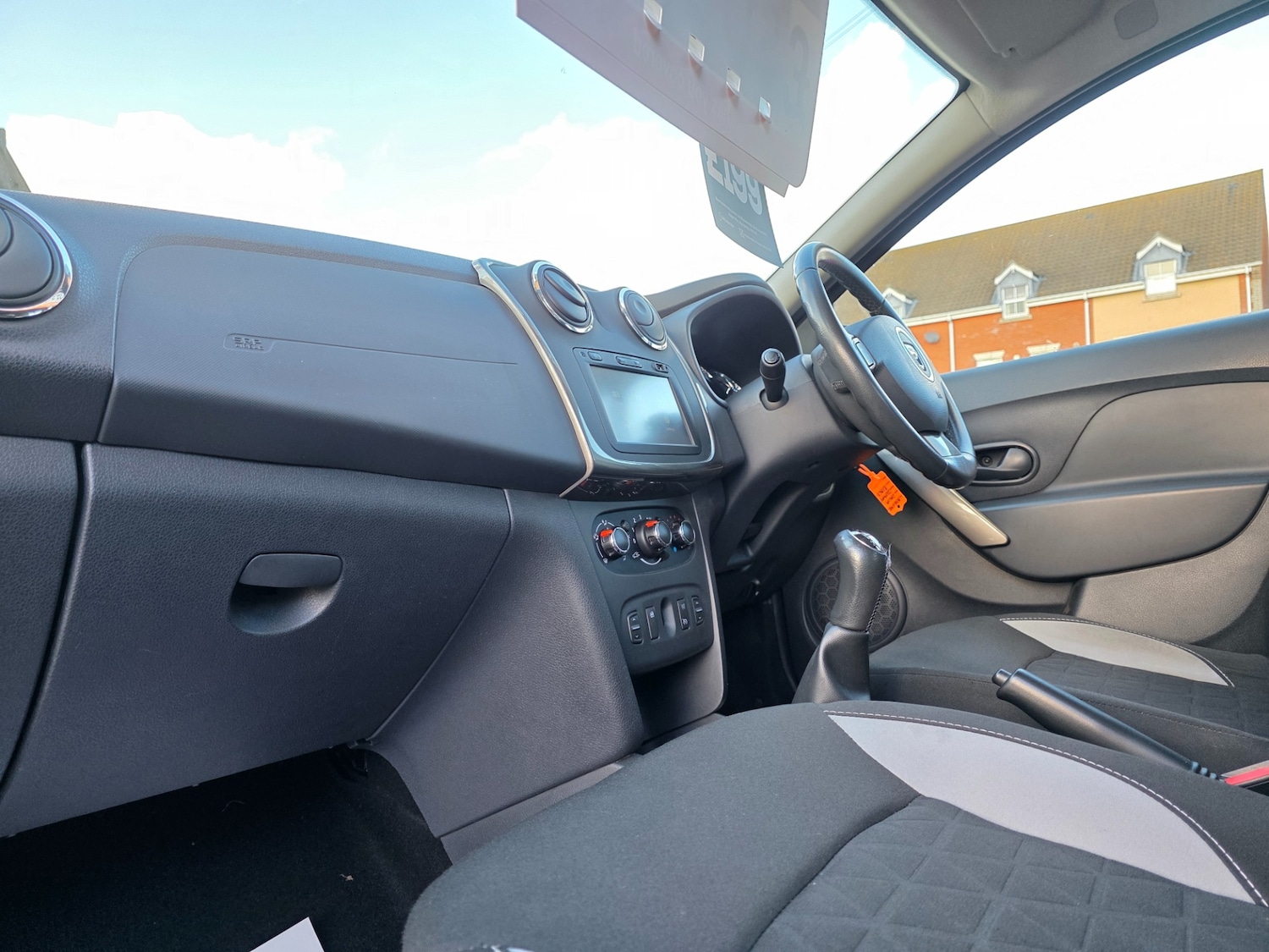 Used Dacia Sandero Stepway 2016 for sale - 76449412: Photo 16