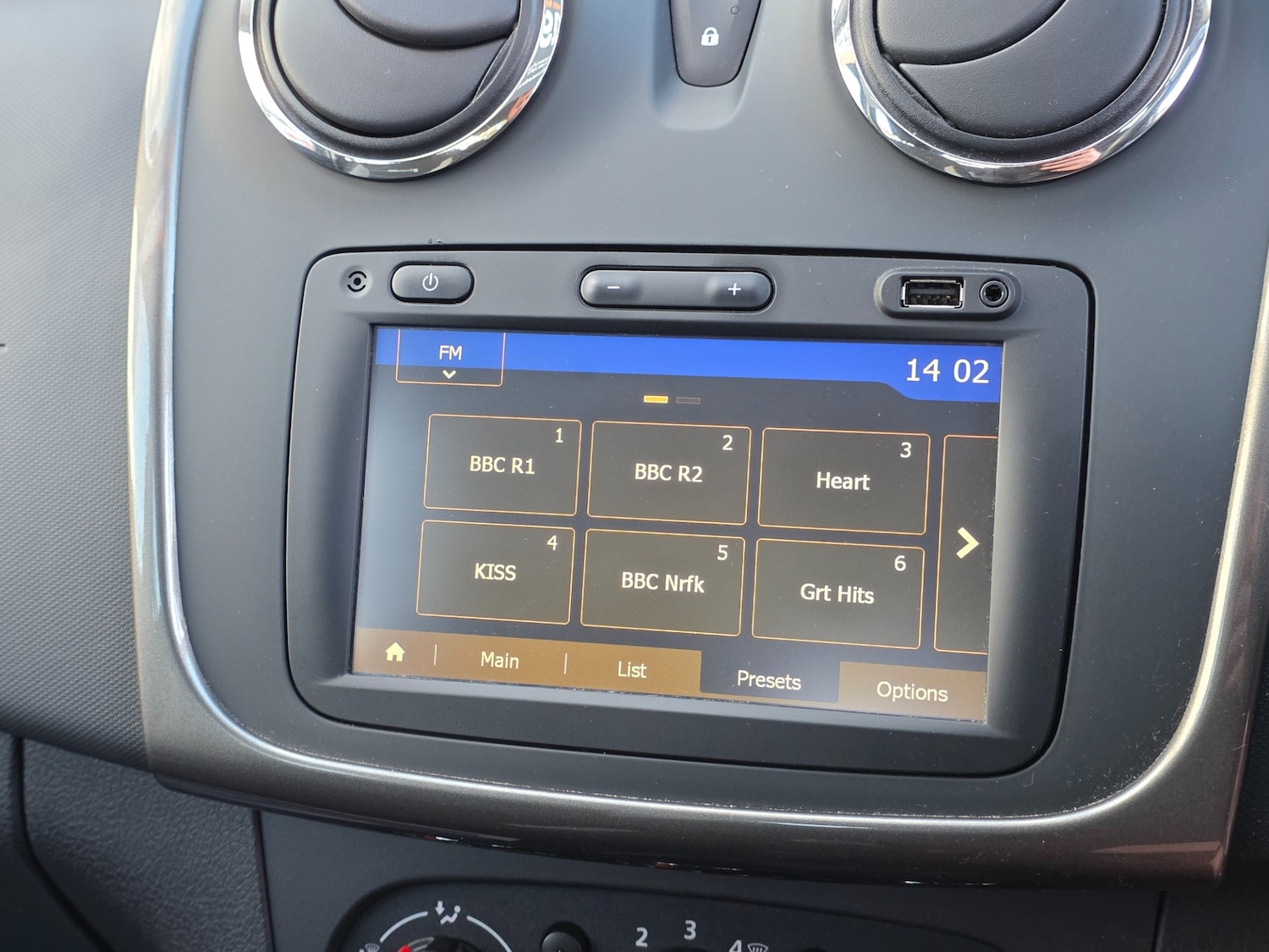 Used Dacia Sandero Stepway 2016 for sale - 76449412: Photo 24