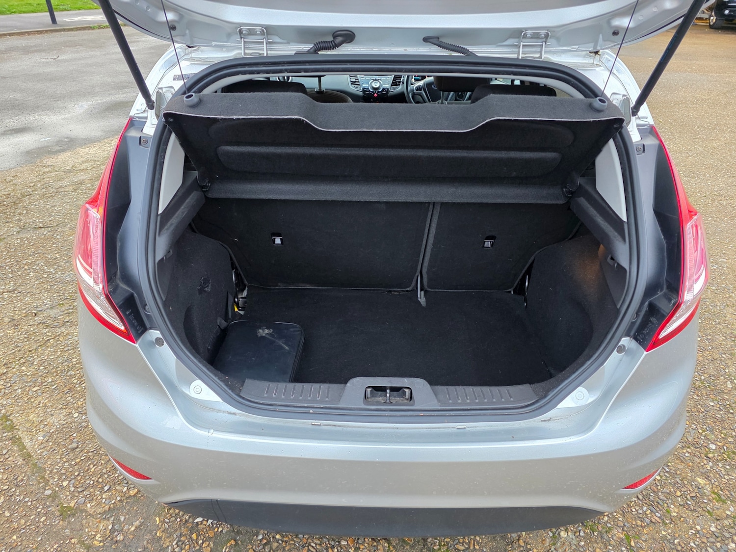 Used Ford Fiesta 2014 for sale - 76864087: Photo 14