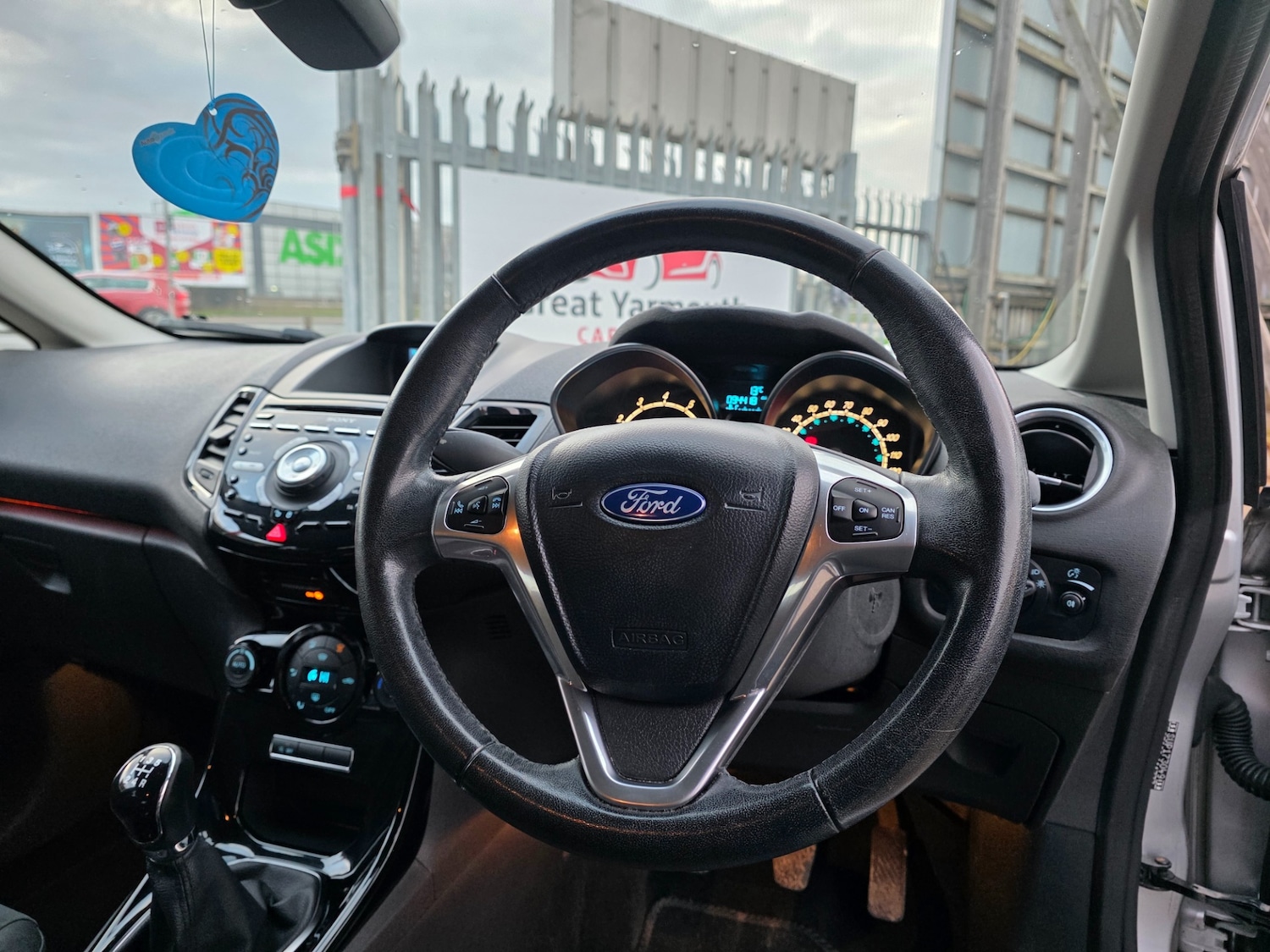 Used Ford Fiesta 2014 for sale - 76864087: Photo 18