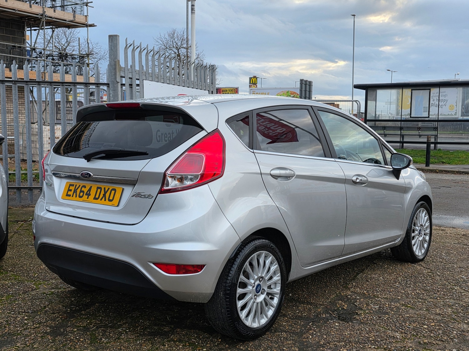 Used Ford Fiesta 2014 for sale - 76864087: Photo 4