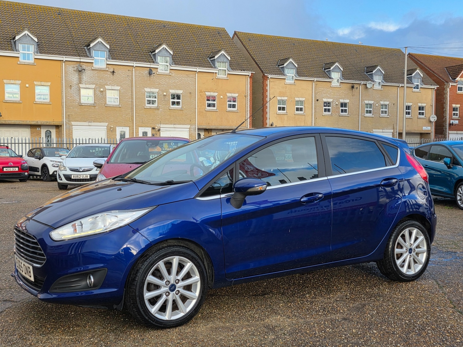 Used Ford Fiesta 2015 for sale - 76640037: Photo 8