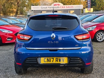 Used Renault Clio 2017 for sale - 76431175: Photo