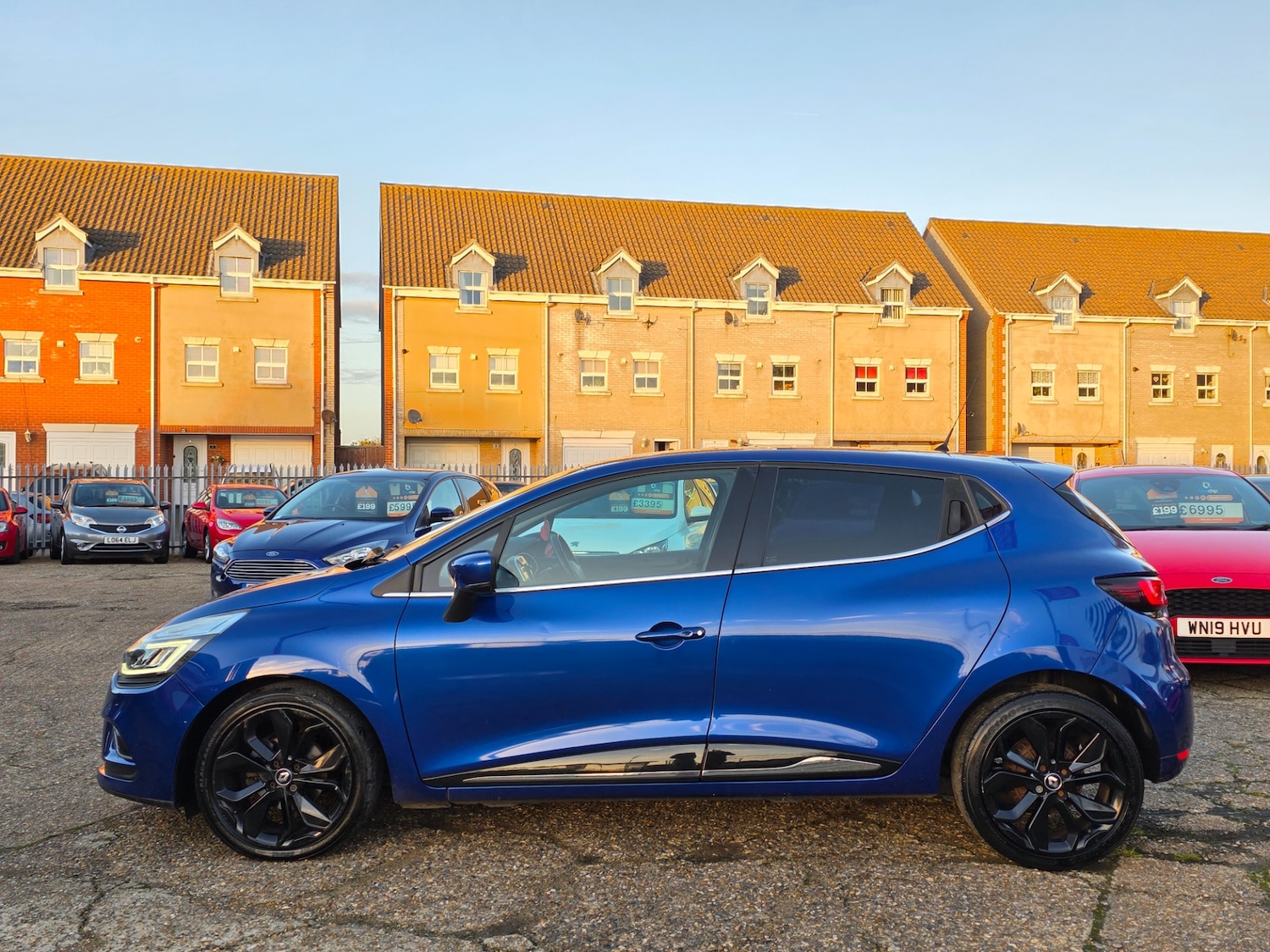 Used Renault Clio 2017 for sale - 76431175: Photo 6