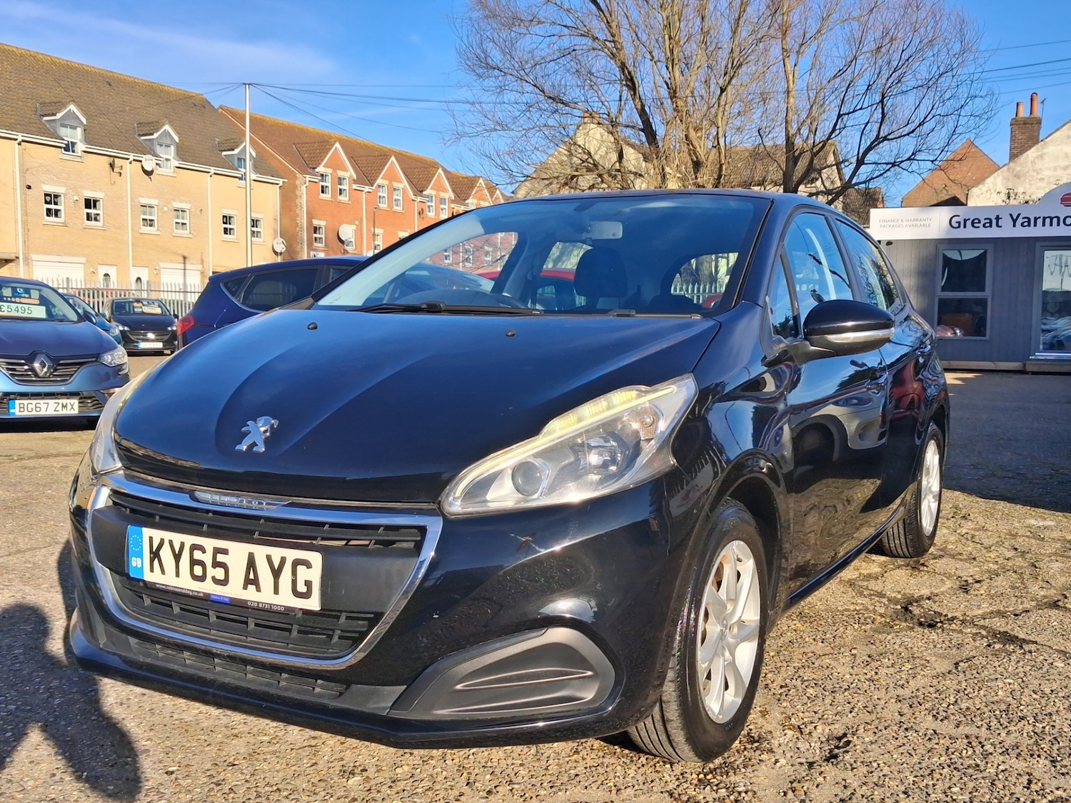 Used Peugeot 208 2015 for sale - 77745915: Photo 1
