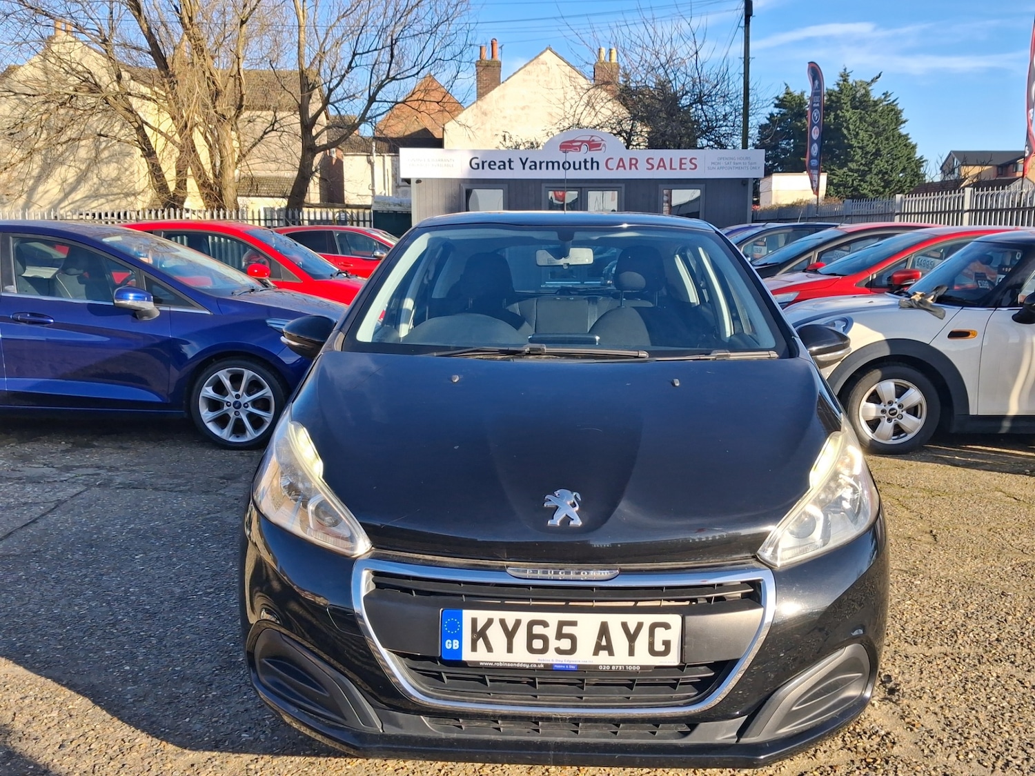 Used Peugeot 208 2015 for sale - 77745915: Photo 2
