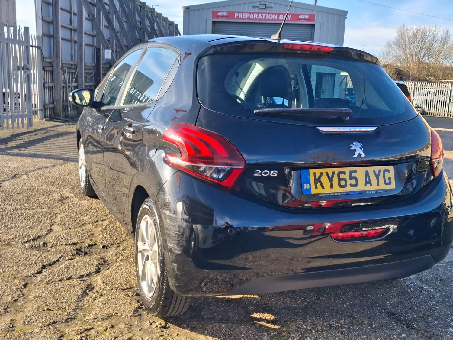Used Peugeot 208 2015 for sale - 77745915: Photo 7
