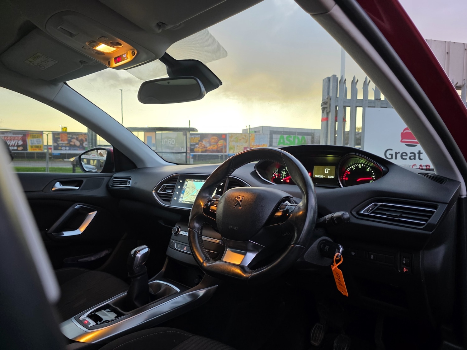 Used Peugeot 308 2014 for sale - 76605483: Photo 11