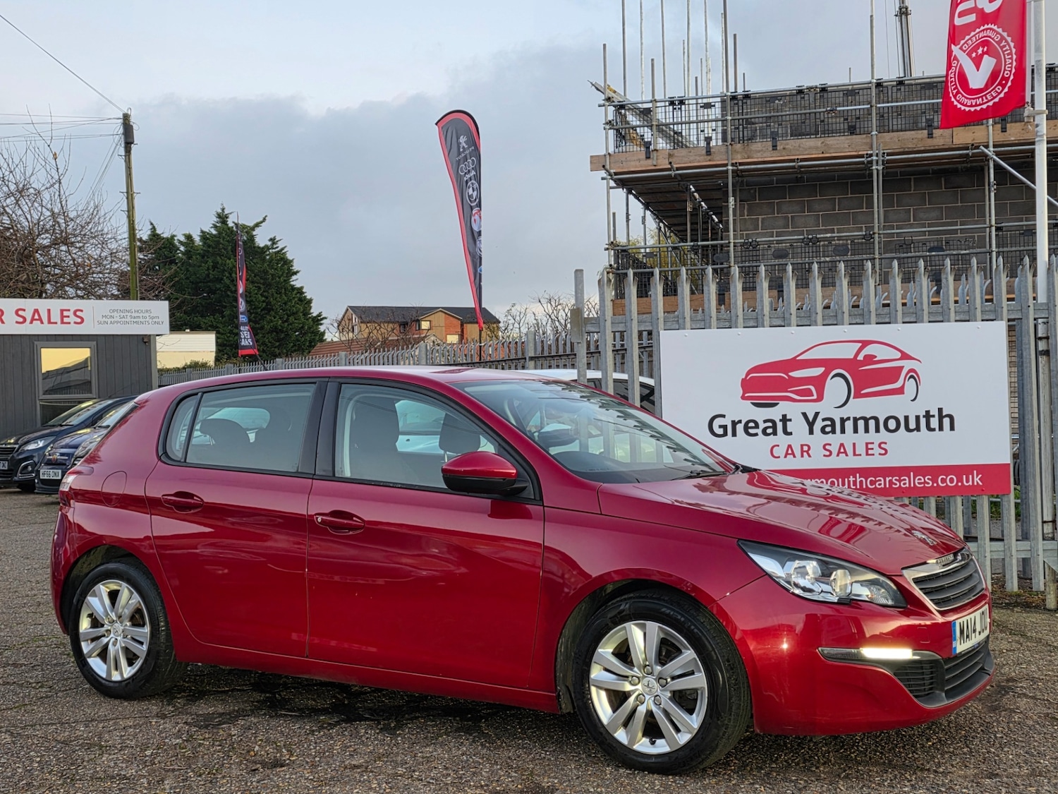 Used Peugeot 308 2014 for sale - 76605483: Photo 2