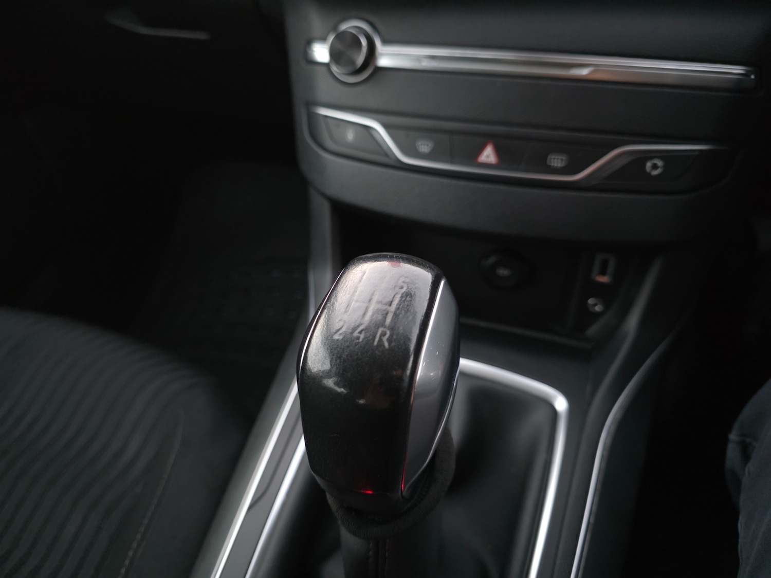 Used Peugeot 308 2014 for sale - 76605483: Photo 20