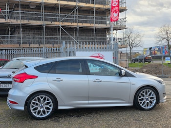 Used Ford Focus 2017 for sale - 76864214: Photo