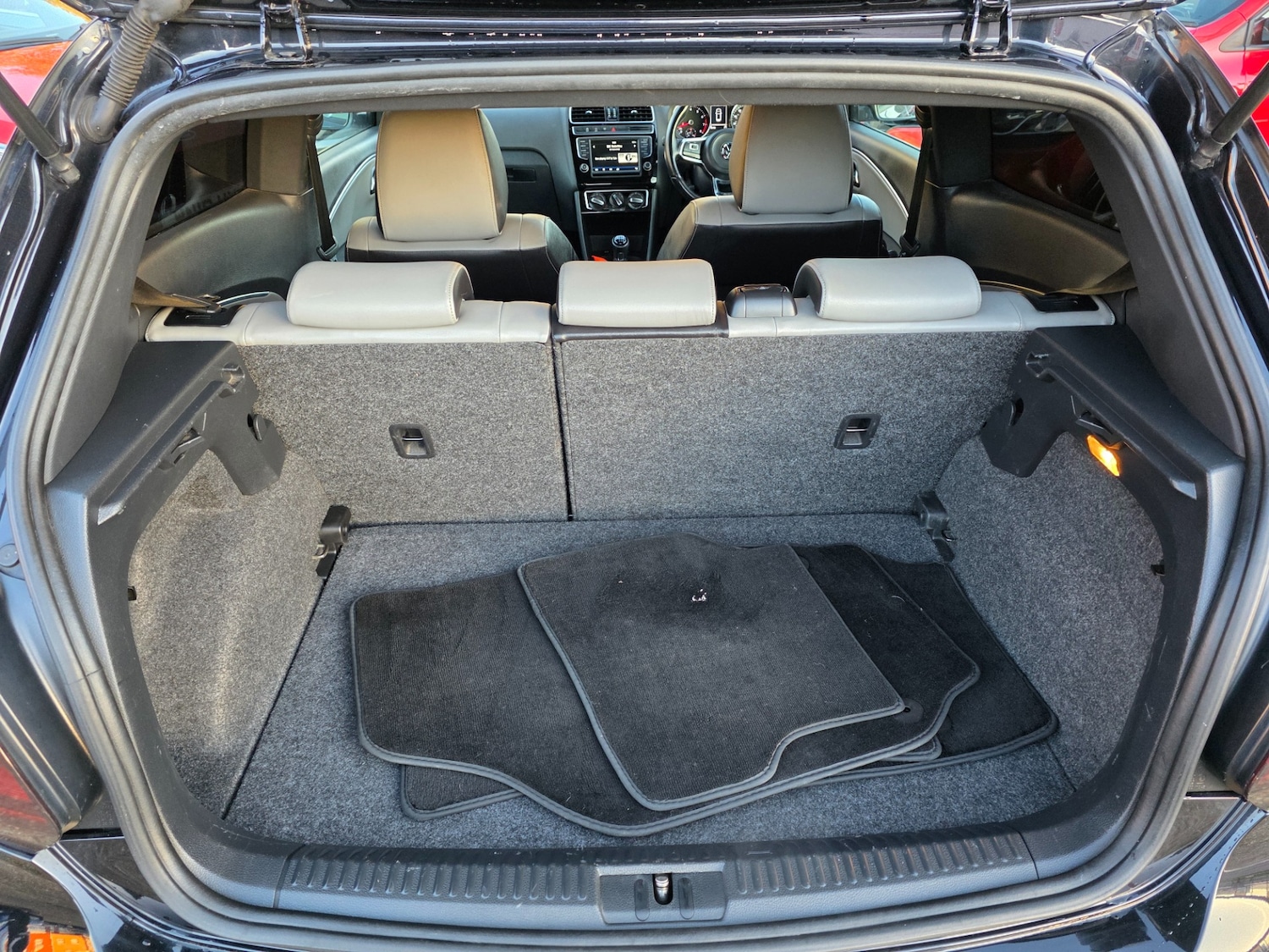 Used Volkswagen Polo 2016 for sale - 76440053: Photo 13