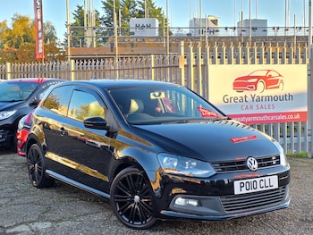 Used Volkswagen Polo 2016 for sale - 76440053: Photo